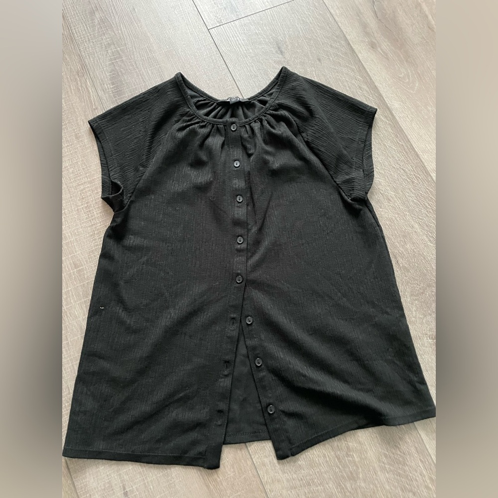 NWOT Banana republic Black button down short sleeve shirt
